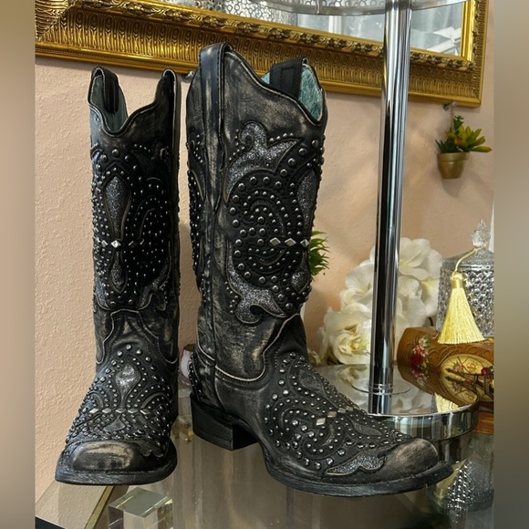 Corral Black Studded Western Boots Size 7.5